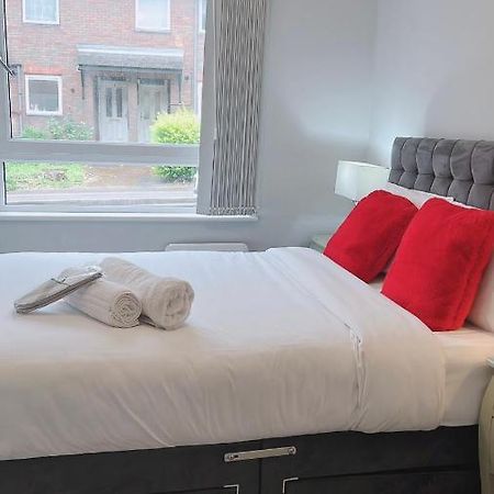 Mnitri Apartment لوتون المظهر الخارجي الصورة