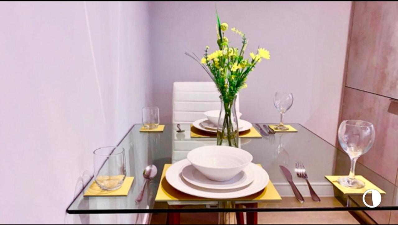 Mnitri Apartment لوتون المظهر الخارجي الصورة